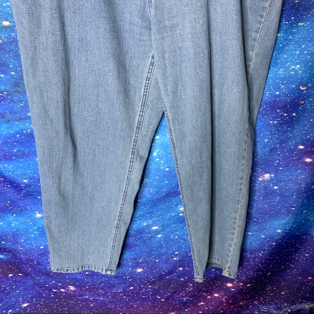 Liz & Me-Elastic Waist Cropped Jeans size 4 Petite - Picture 3 of 11